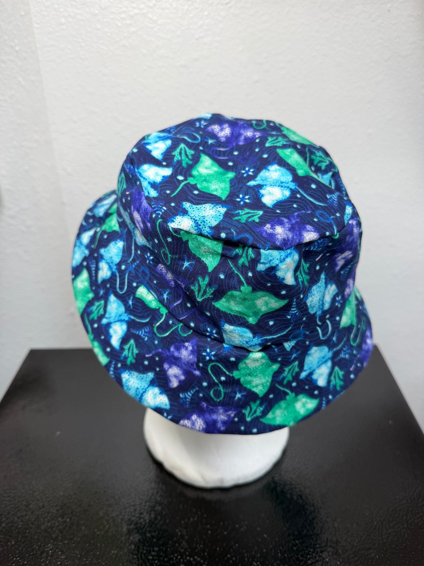 Manta Ray Bucket Hat (toddler)